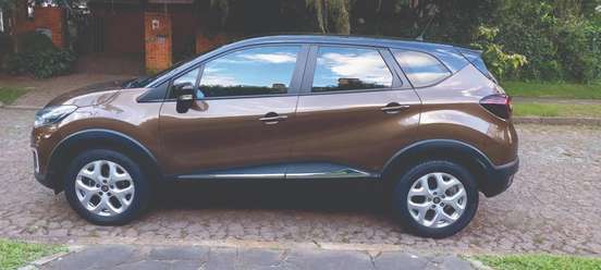 RENAULT-CAPTUR-2018