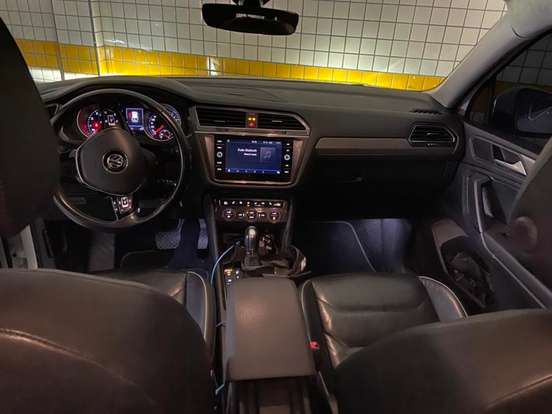 VOLKSWAGEN-TIGUAN-2019