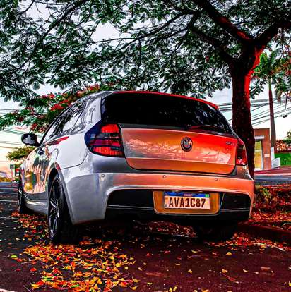 BMW-118i-2012