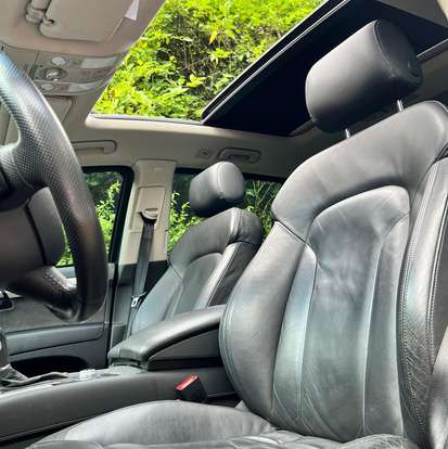 AUDI-Q7-2011