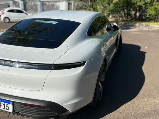 PORSCHE-TAYCAN-4S ELÉTRICO PORSCHE-TAYCAN-2021