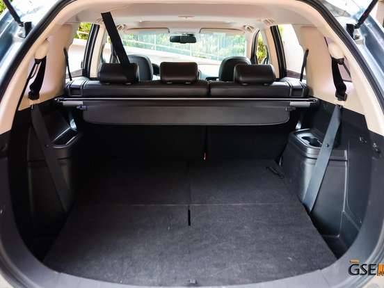MITSUBISHI-OUTLANDER-3.0 GT 4X4 V6 24V GASOLINA 4P AUTOMÁTICO MITSUBISHI-OUTLANDER-2015