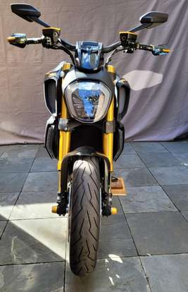 DUCATI-DIAVEL 1260 S-2022