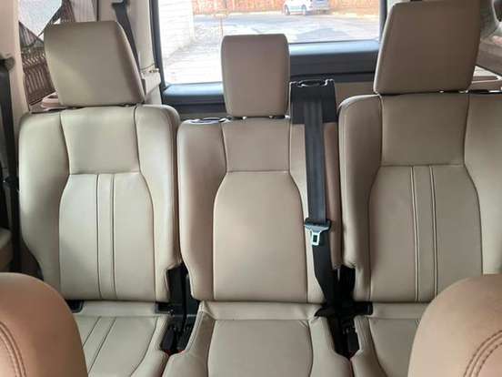 LAND ROVER-DISCOVERY 4-3.0 SE 4X4 V6 24V BI-TURBO DIESEL 4P AUTOMÁTICO LAND ROVER-DISCOVERY 4-2015