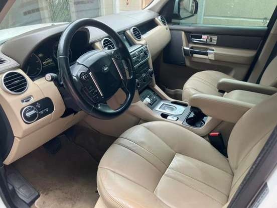 LAND ROVER-DISCOVERY 4-3.0 SE 4X4 V6 24V BI-TURBO DIESEL 4P AUTOMÁTICO LAND ROVER-DISCOVERY 4-2015