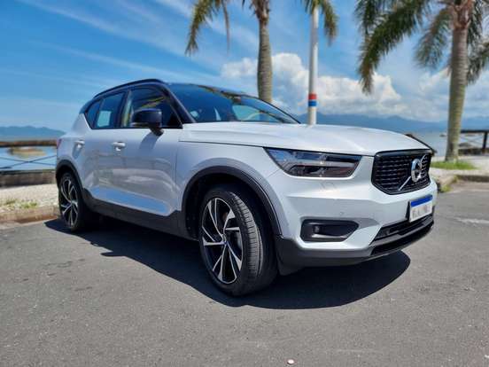 VOLVO-XC40-1.5 T5 RECHARGE R-DESIGN GEARTRONIC VOLVO-XC40-2021