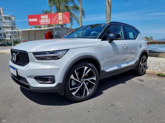 VOLVO-XC40-1.5 T5 RECHARGE R-DESIGN GEARTRONIC VOLVO-XC40-2021
