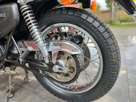 HONDA-CB 750 FOUR HONDA-CB 750 FOUR-1976