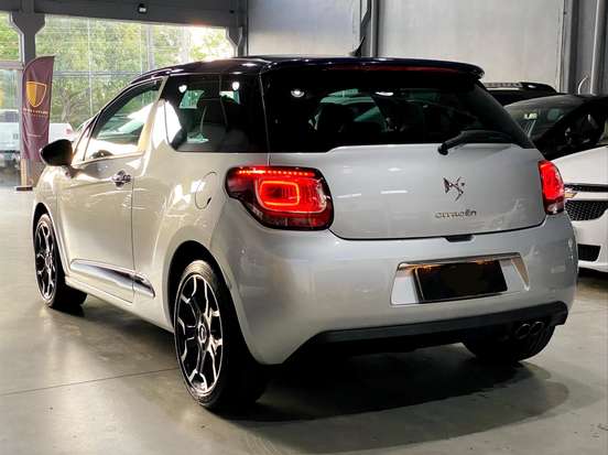 CITROËN-DS3-2014