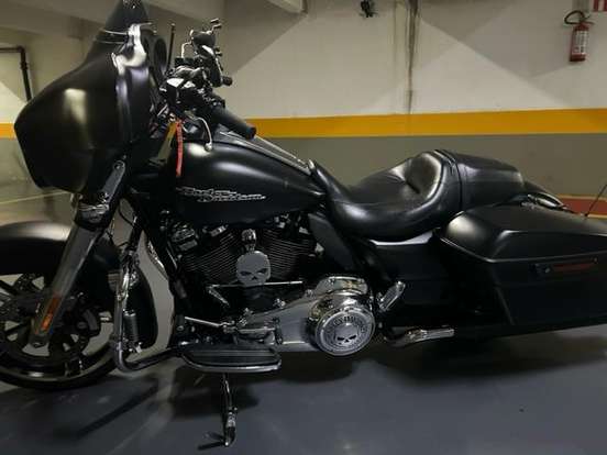 HARLEY-DAVIDSON-STREET GLIDE SPECIAL-2017