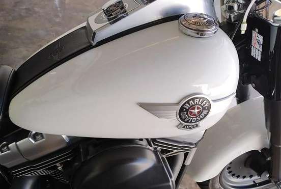 HARLEY-DAVIDSON-SOFTAIL FAT BOY-2016