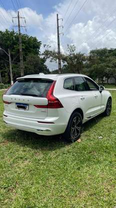 VOLVO-XC60-2021