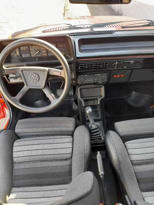 VOLKSWAGEN-GOL-1984