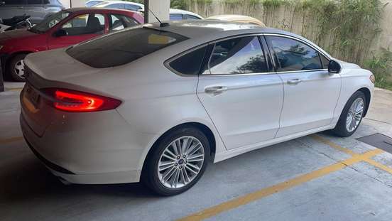 FORD-FUSION-2018