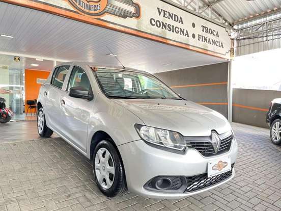 RENAULT-SANDERO-2016