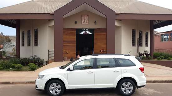 FIAT-FREEMONT-2012