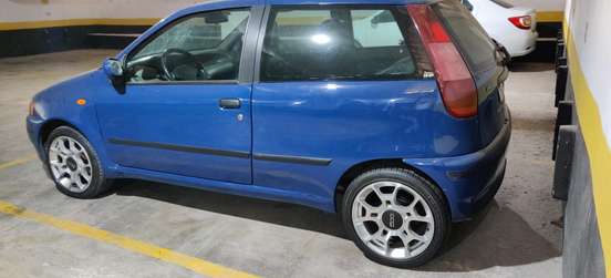 FIAT-PUNTO-1995