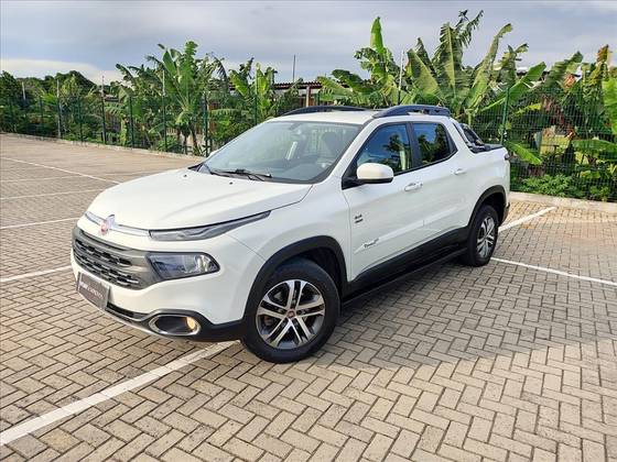 FIAT TORO 2.0 16V TURBO DIESEL FREEDOM 4WD AT9
