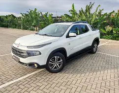 FIAT TORO 2.0 16V TURBO DIESEL FREEDOM 4WD AT9 FIAT TORO 2.0 16V TURBO DIESEL FREEDOM 4WD AT9