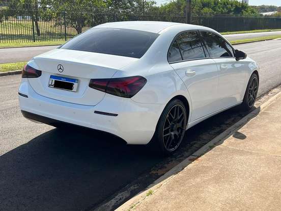 MERCEDES-BENZ-A 200-1.3 CGI GASOLINA STYLE SEDAN 7G-DCT MERCEDES-BENZ-A 200-2019