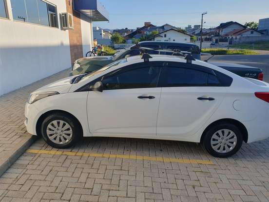 HYUNDAI-HB20S-1.0 UNIQUE 12V FLEX 4P MANUAL HYUNDAI-HB20S-2018