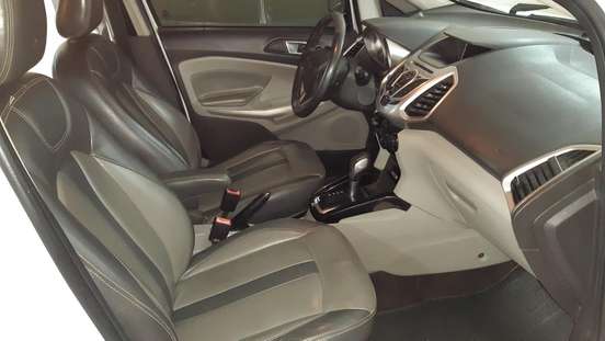 FORD-ECOSPORT-2012