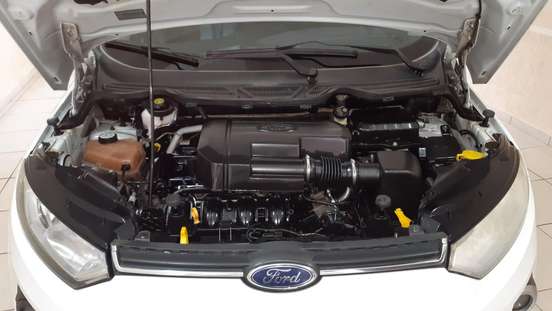 FORD-ECOSPORT-2012