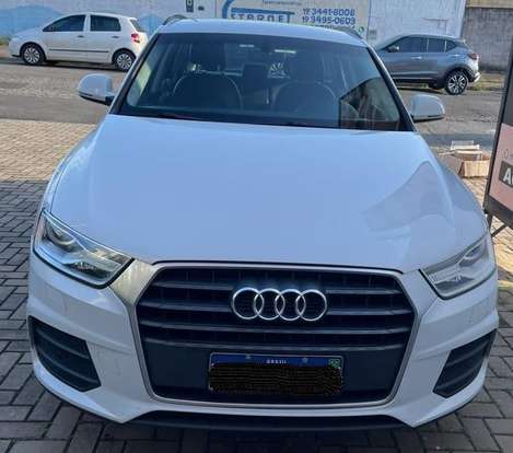 AUDI-Q3-2017