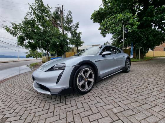 PORSCHE TAYCAN 4 CROSS TURISMO ELÉTRICO