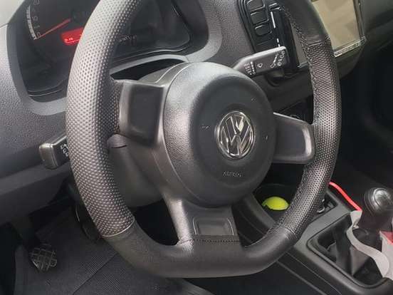 VOLKSWAGEN-UP-1.0 MPI TAKE UP 12V FLEX 4P MANUAL VOLKSWAGEN-UP-2015