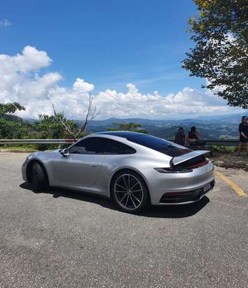 PORSCHE-911-2021