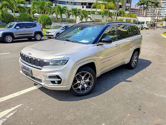 JEEP-COMMANDER-2022
