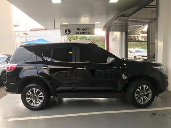 CHEVROLET-TRAILBLAZER-2017