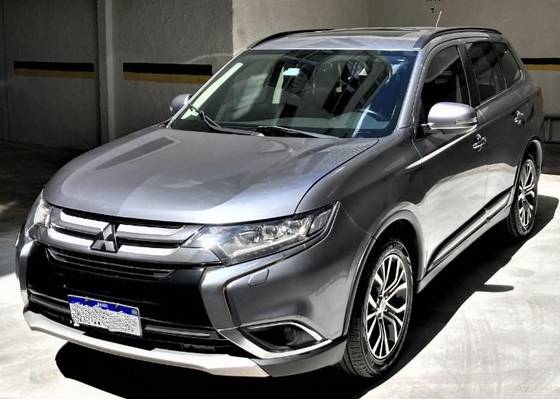 MITSUBISHI OUTLANDER 2.2 4X4 16V DIESEL 4P AUTOMÁTICO