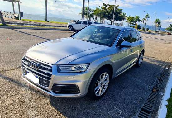 AUDI-Q5-2018