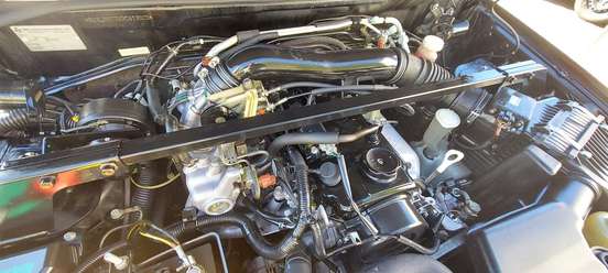 MITSUBISHI-PAJERO TR4-2006
