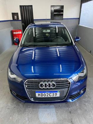 AUDI A1 1.4 TFSI ATTRACTION 16V 122CV GASOLINA 2P AUTOMÁTICO