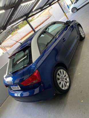 AUDI-A1-2011