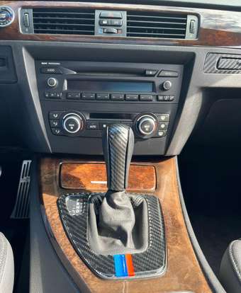 BMW-320i-2008