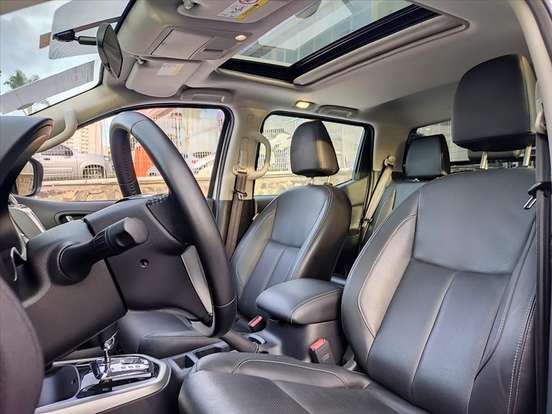 NISSAN-FRONTIER-2020
