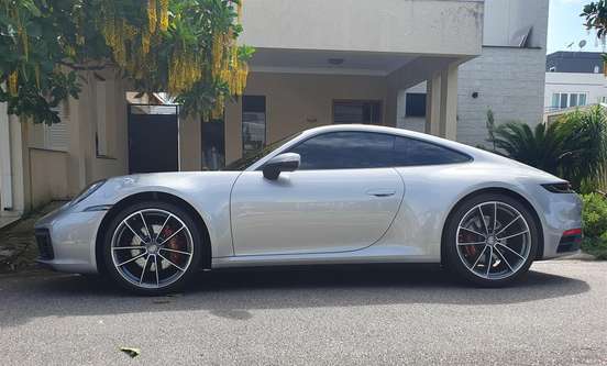 PORSCHE-911-2021