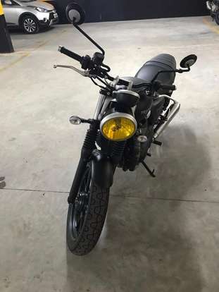 TRIUMPH-STREET TWIN-2018