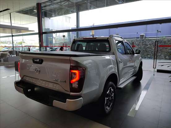 NISSAN-FRONTIER-2023