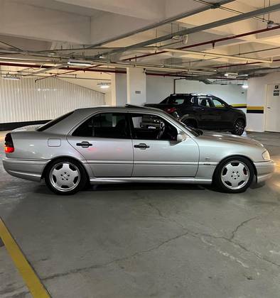 MERCEDES-BENZ C 43 AMG 4.3 SEDAN V8 GASOLINA 4P AUTOMÁTICO