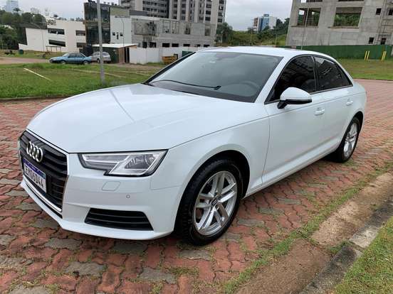 AUDI-A4-2019