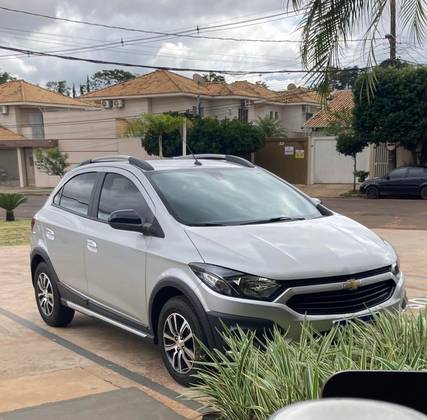 CHEVROLET ONIX 1.4 MPFI ACTIV 8V FLEX 4P AUTOMÁTICO