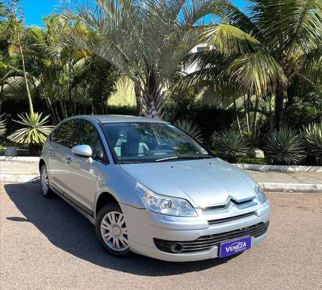 CITROËN C4 2.0 EXCLUSIVE 16V FLEX 4P AUTOMÁTICO