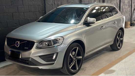 VOLVO-XC60-2014