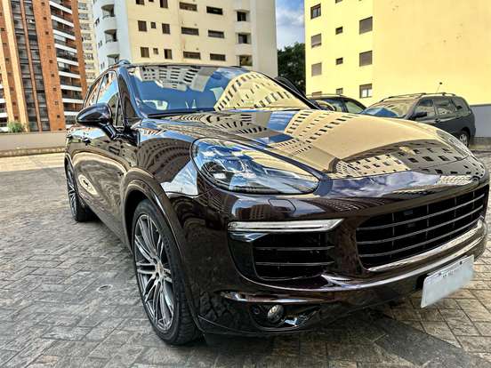 PORSCHE-CAYENNE-2017