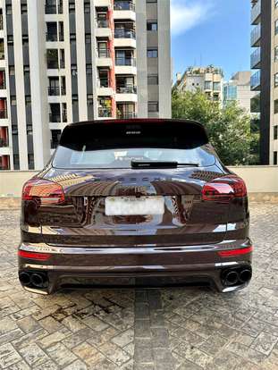 PORSCHE-CAYENNE-2017